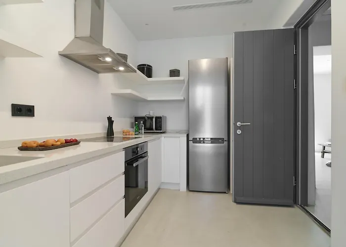 Agate Villa Kalafatis